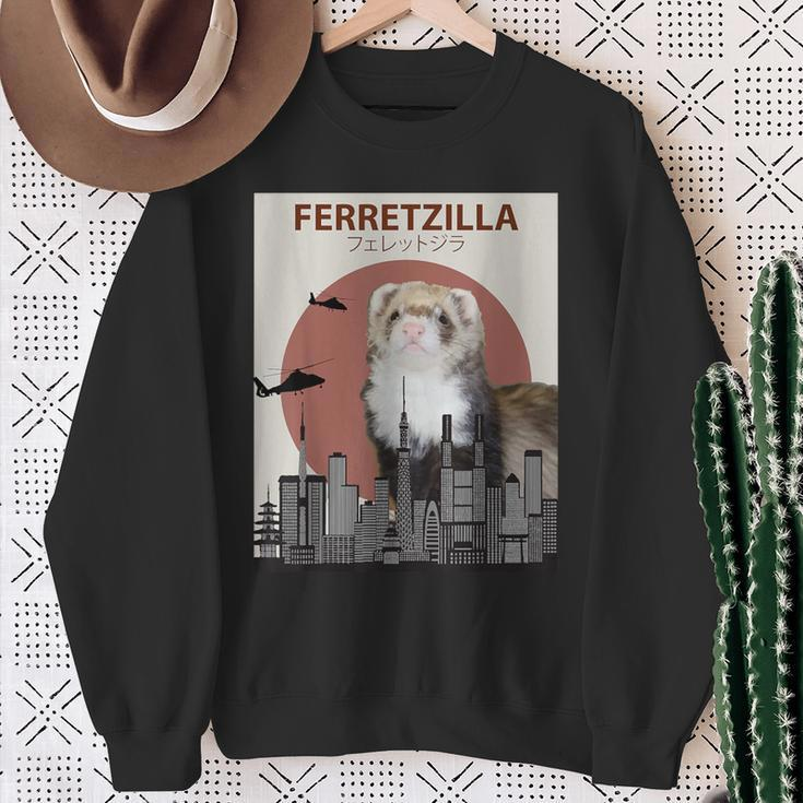 Ferretzilla Ferret For Ferret Lovers Sweatshirt Geschenke für alte Frauen