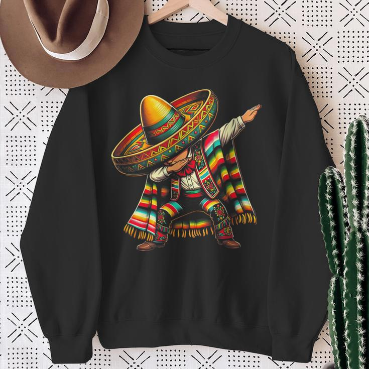 Festive Cinco De Mayo Dabbing Mexican Boy Dance Sweatshirt Gifts for Old Women