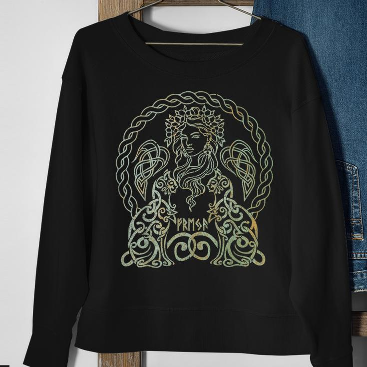 Freya Goddess Freyja Viking Norse Mythology Celtic Vintage Sweatshirt Gifts for Old Women