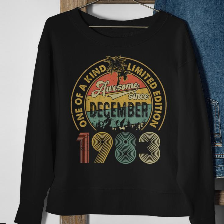 40 Years Old December 1983 Vintage 40Th Birthday Sweatshirt Gifts for Old Women