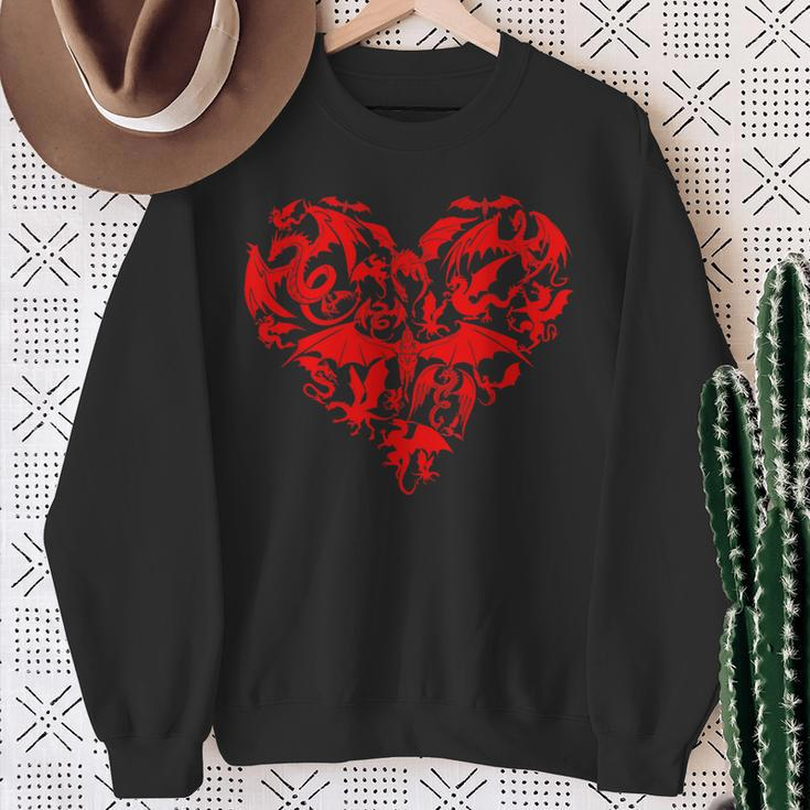 Dragon Heart Valentine Day Animals Dragon Lover Sweatshirt Gifts for Old Women