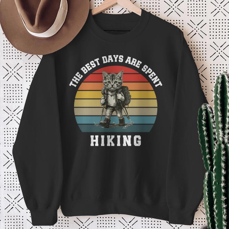 Hiker Cat Quote Vintage Hiking Lovers' Idea Sweatshirt Gifts for Old Women