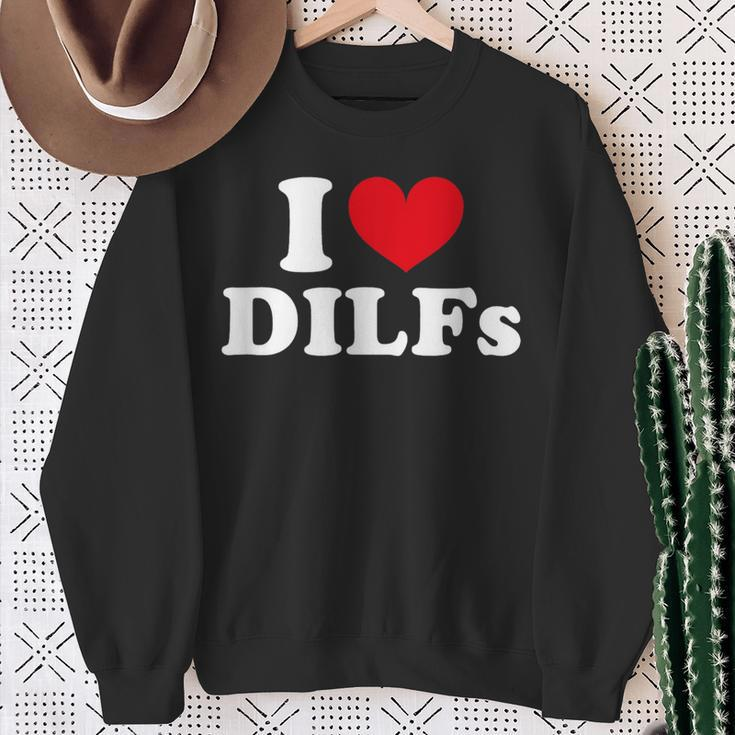 I Love Dilfs I Heart Dilfs Red Heart Sweatshirt Geschenke für alte Frauen