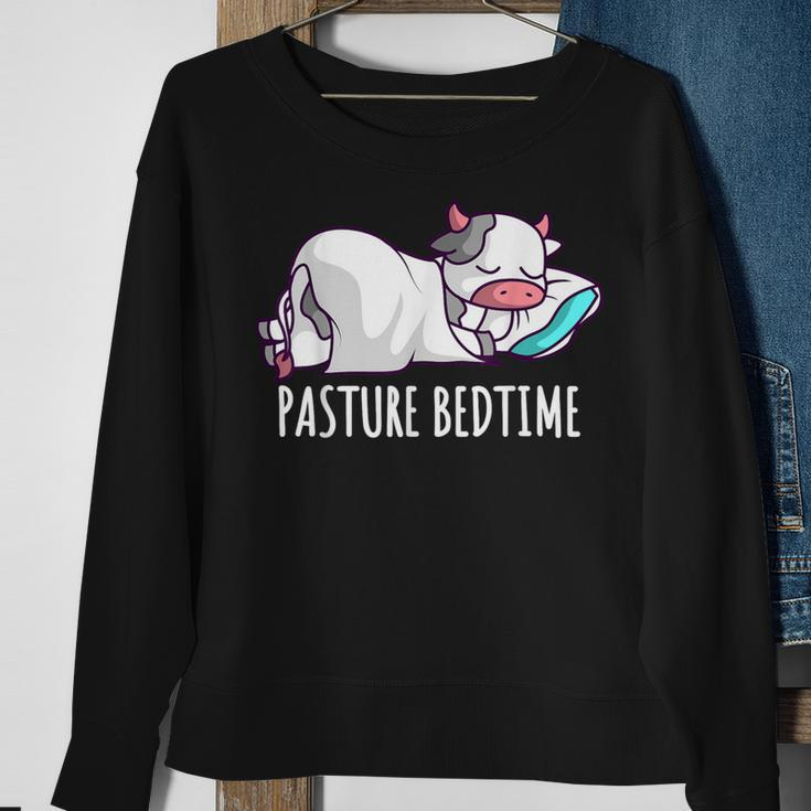 Pasture Bedtime Cute Cow Sleeping Pajamas Pjs Napping Sweatshirt Gifts for Old Women