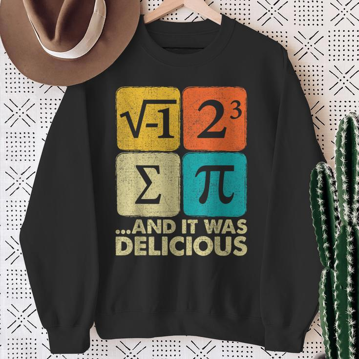Pi Day Math Pun Sweatshirt Gifts for Old Women