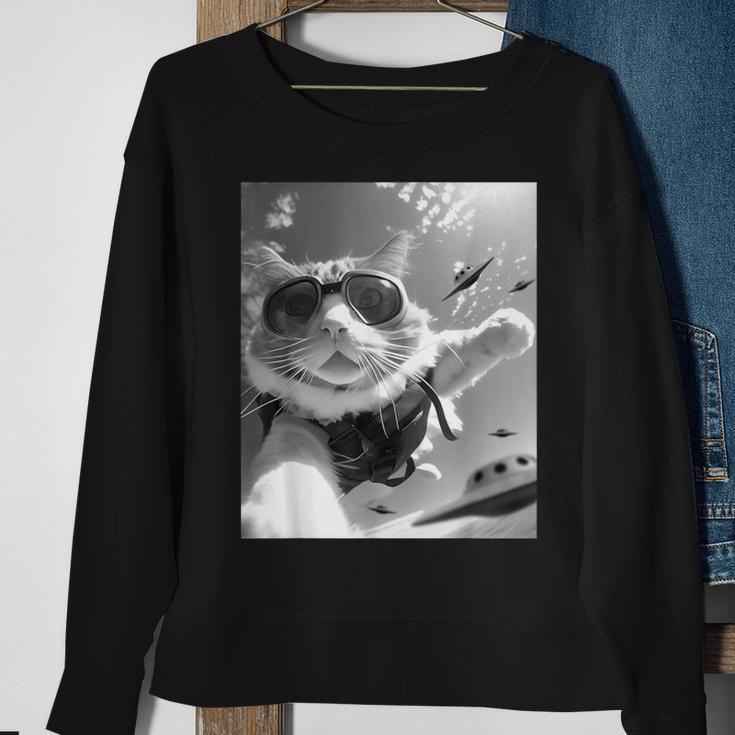 Skydiving Cat Selfie With Alien Ufos Sweatshirt Gifts for Old Women