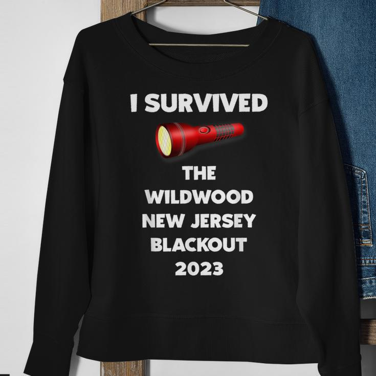 I Survived The Wildwood New Jersey Blackout 2023 Sweatshirt Gifts for Old Women