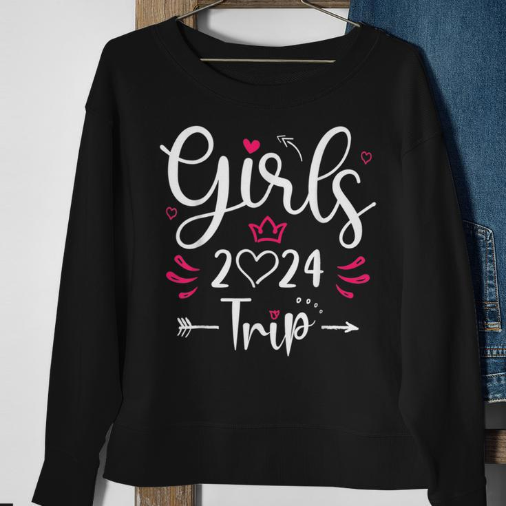 Girls Trip 2024 Weekend Hello Summer 2024 Vacation Sweatshirt Gifts for Old Women