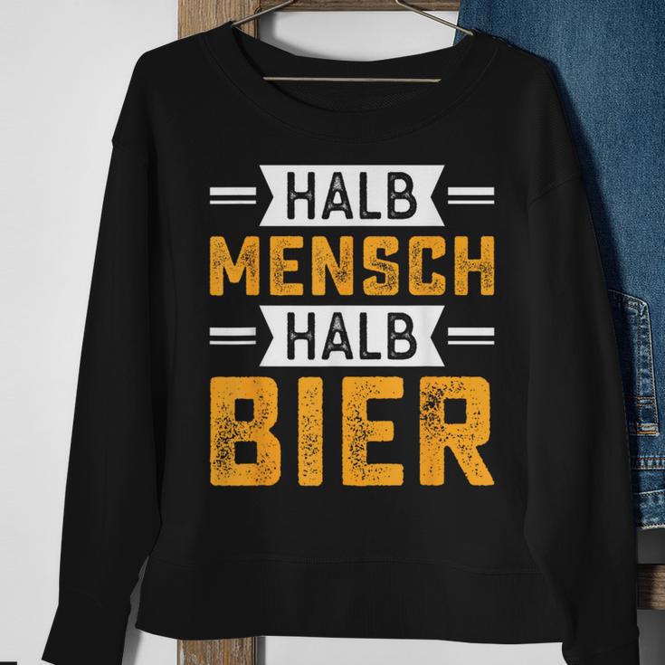 Halb Mensch Halb Bier Sweatshirt, Lustiges Spruch-Sweatshirt für Bierliebhaber Geschenke für alte Frauen