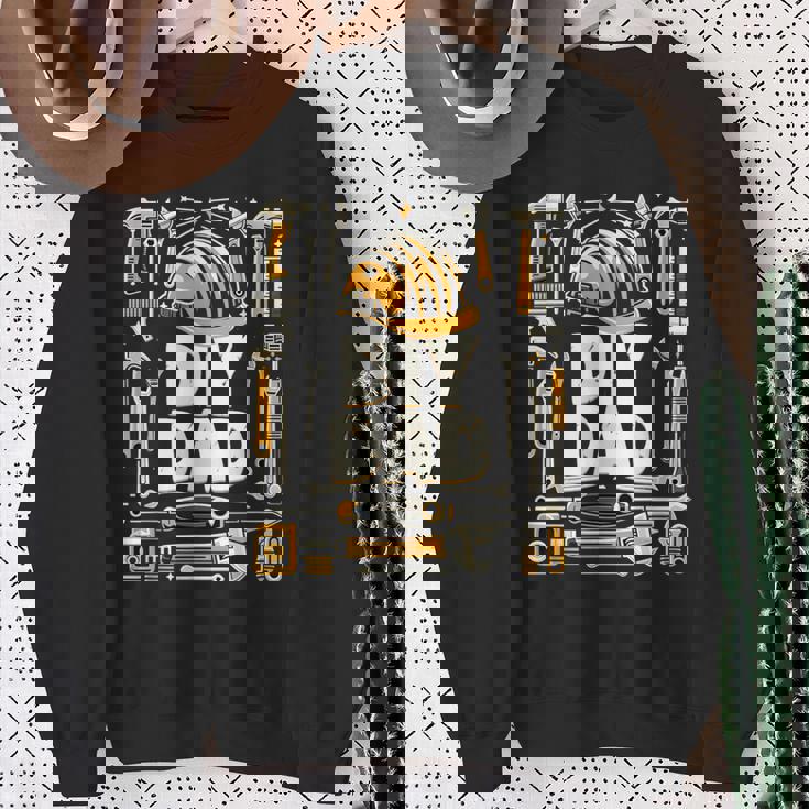 Handyman Dad Father's Day Diy Dad Handyman Dad Sweatshirt Gifts for Old Women