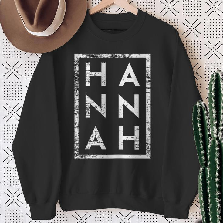 Hannah Minimalism S Sweatshirt Geschenke für alte Frauen