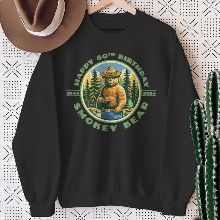 Happy 80Th Birthday Smokey Bear 1944-2024 Retro Cupcake Sweatshirt Gifts for Old Women