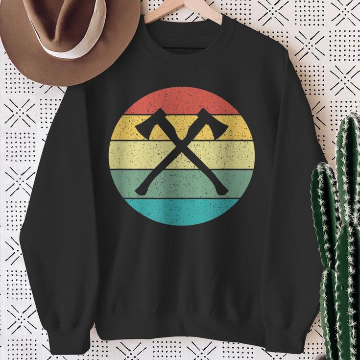 Hatchetman Retro Vintage Axe Thrower Throwing Sweatshirt Gifts for Old Women