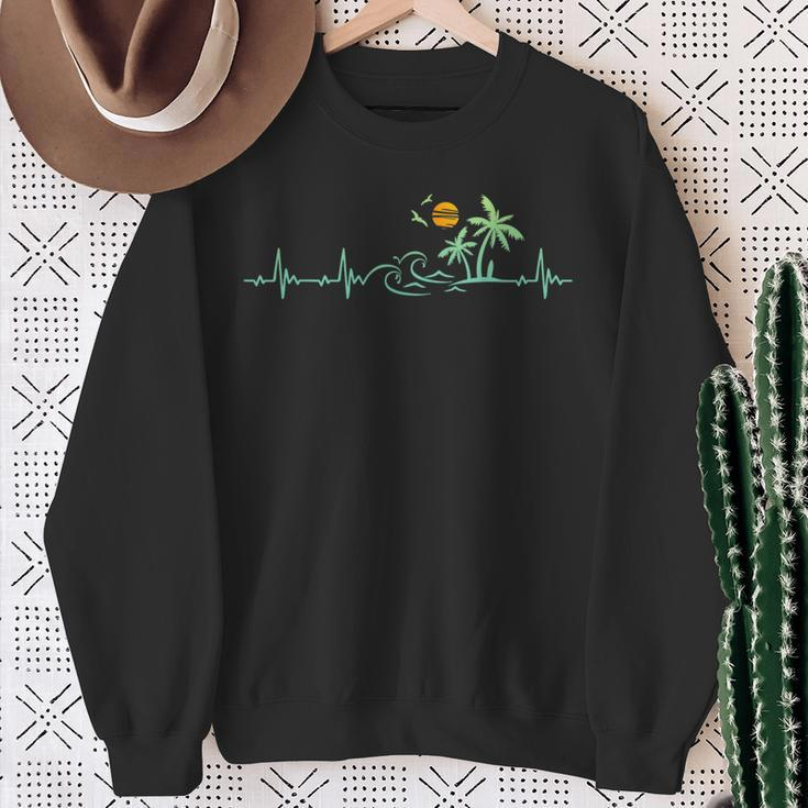 Heartbeat Palm Tree Retro Tropical Beach Island Trees Sweatshirt Gifts for Old Women