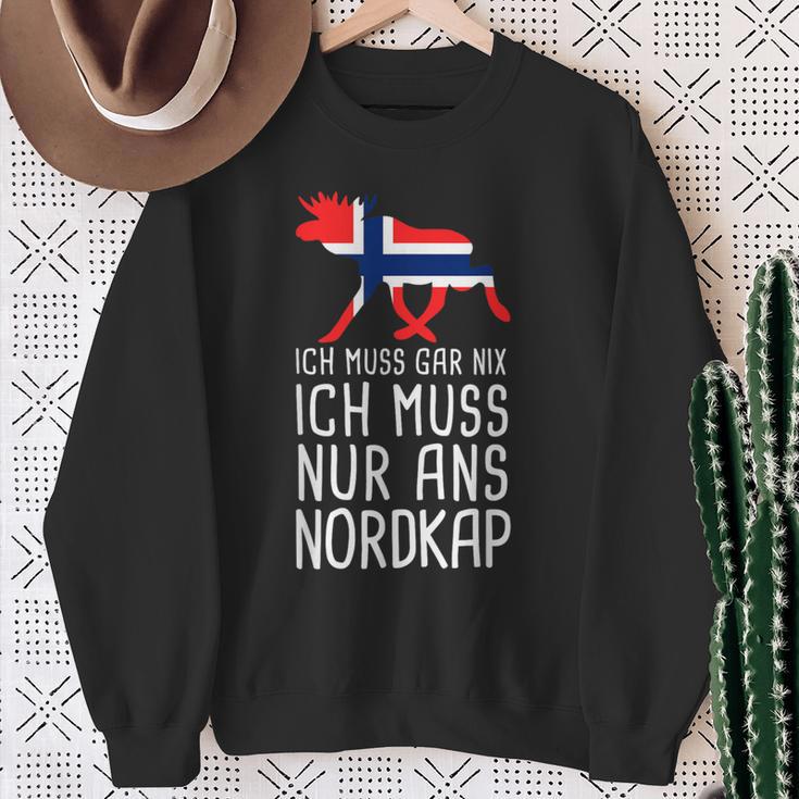 Ich Muss Gar Nix Ich Muss Nur Ans Nordkap Norwegian Sweatshirt Geschenke für alte Frauen