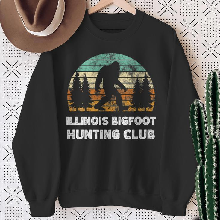 Illinois Bigfoot Hunting Club Sasquatch Fan Sweatshirt Gifts for Old Women