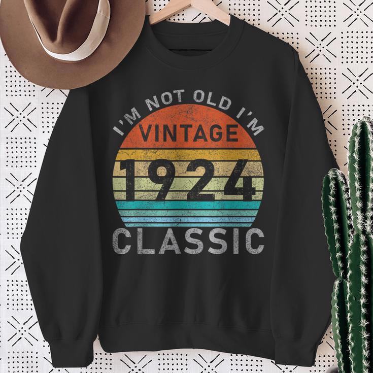 I'm Not Old I'm Classic Vintage 1924 100St Birthday Sweatshirt Gifts for Old Women