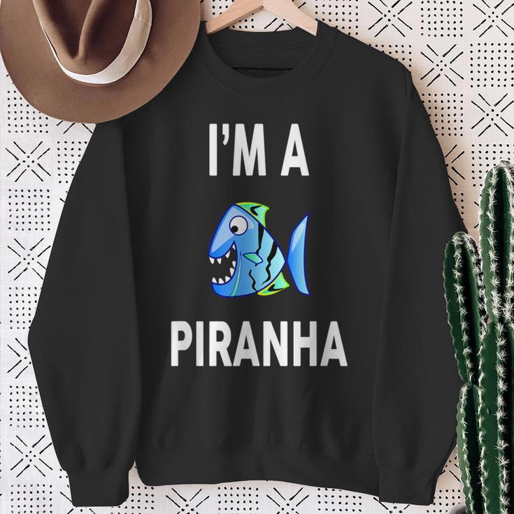 I'm A Piranha Piranha Sweatshirt Geschenke für alte Frauen