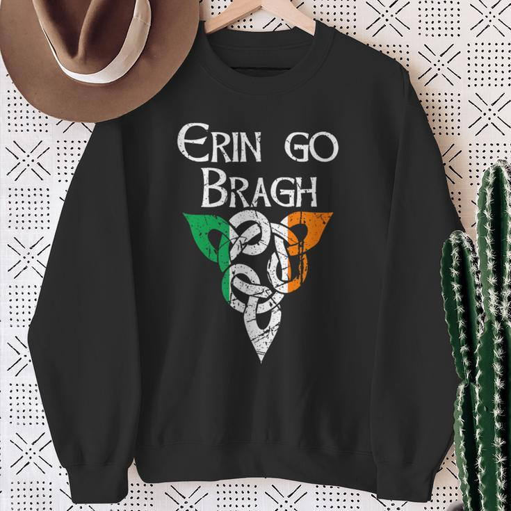 Ireland Celtic Trinity Knot Triquetra Irish Erin Go Bragh Sweatshirt Gifts for Old Women