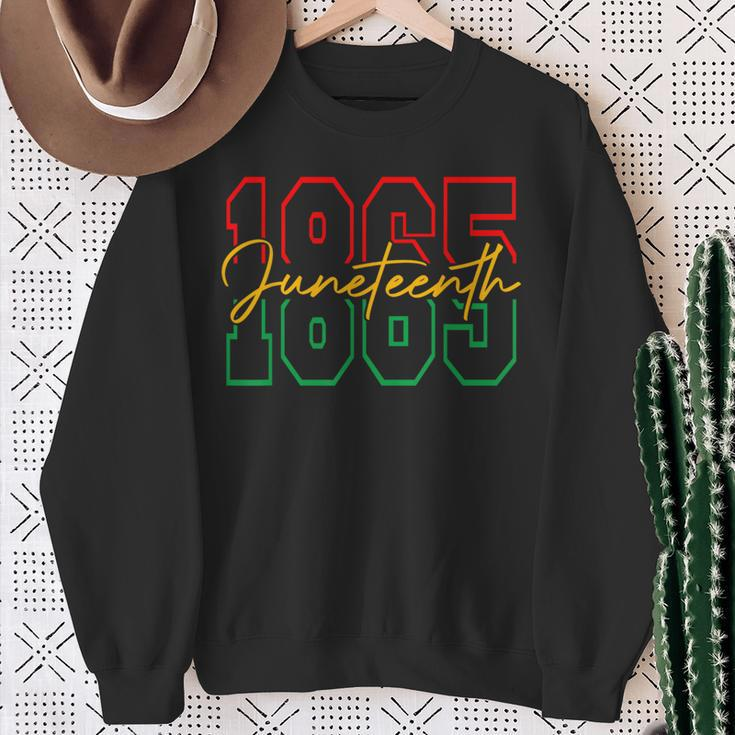 Junenth 2024 Celebrate Black Freedom 1865 History Month Sweatshirt Gifts for Old Women