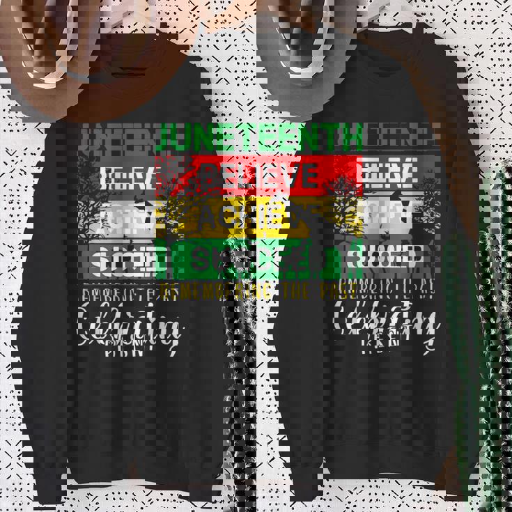 Junenth Is My Independence Day Black Pride Melanin Sweatshirt Gifts for Old Women