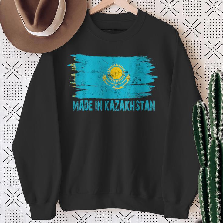 Kazakhstan Flag Sweatshirt Geschenke für alte Frauen