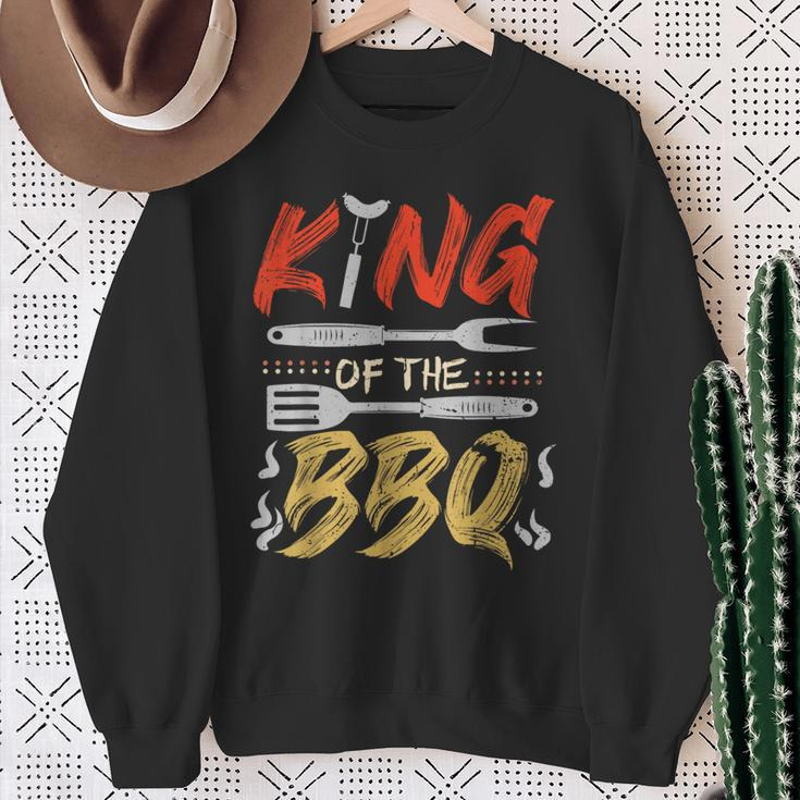 King Of The Bbq Dad Grilling Bbq Fathers Day Men Sweatshirt Gifts for Old Women