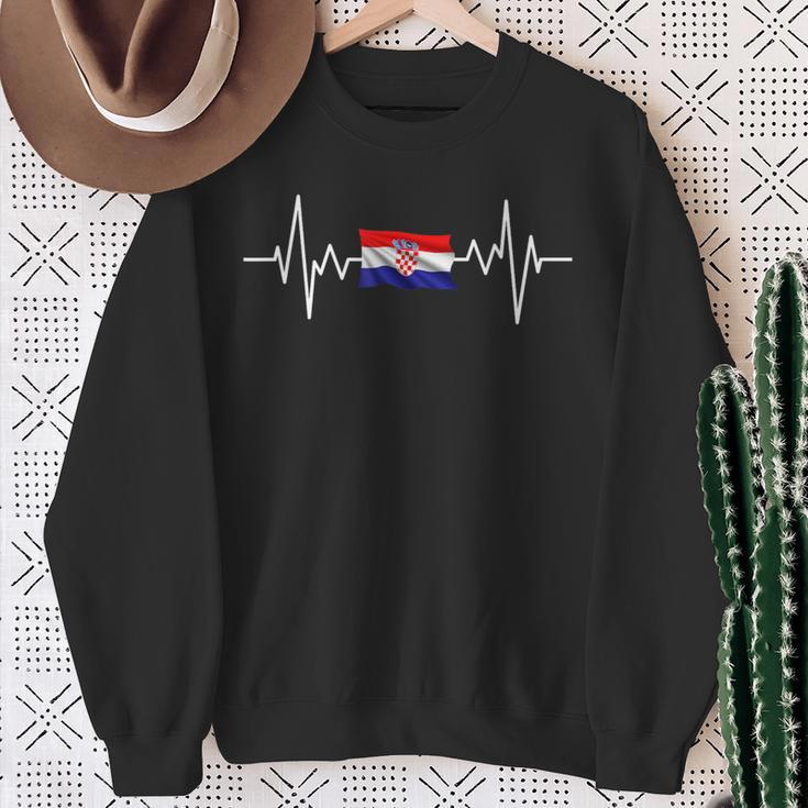 Kroatische Flagge Geschenk Herzschlag Kroatien Hrvatska Sweatshirt Geschenke für alte Frauen