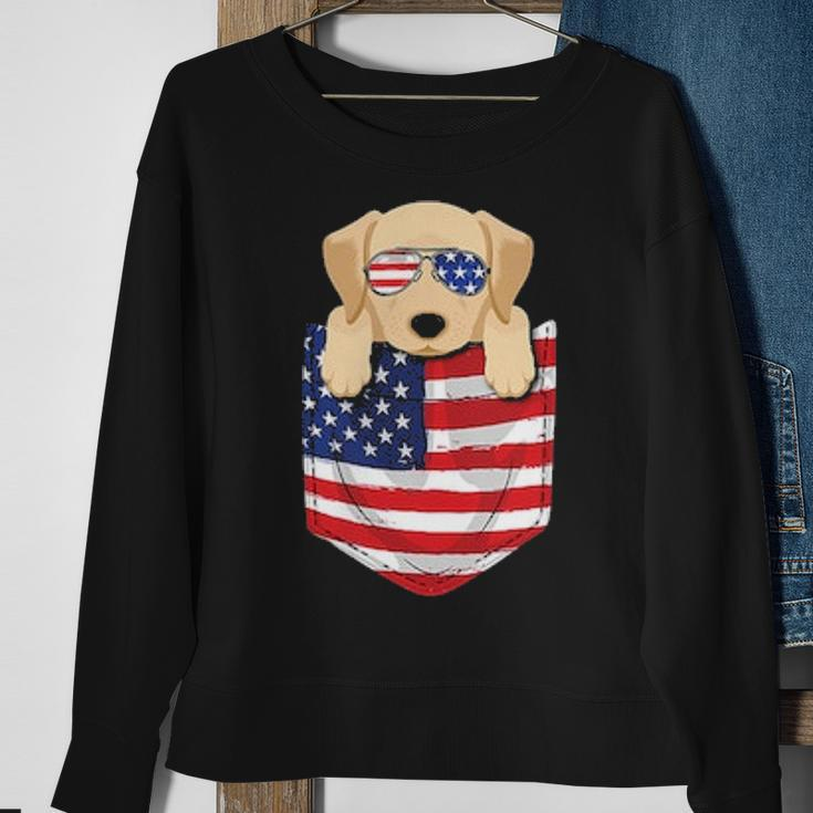 Labrador Dog Peeking Pocke Patriotic Father Men Sweatshirt Gifts for Old Women