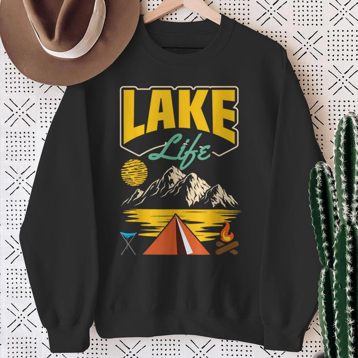 Lake Life Camping Wandern Angeln Bootfahren Segeln Lustig Outdoor Sweatshirt Geschenke für alte Frauen
