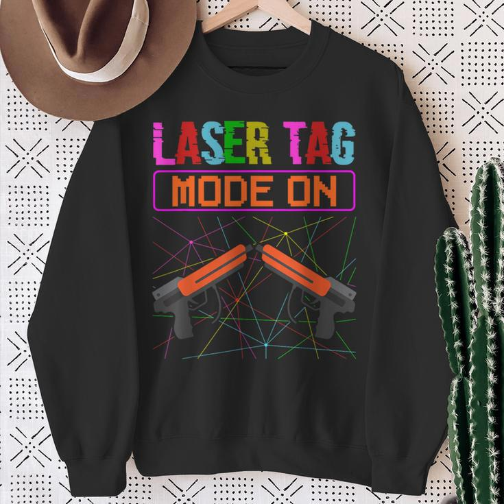 Laser Tag Mode On Laser Tag Game Laser Gun Laser Tag Sweatshirt Geschenke für alte Frauen