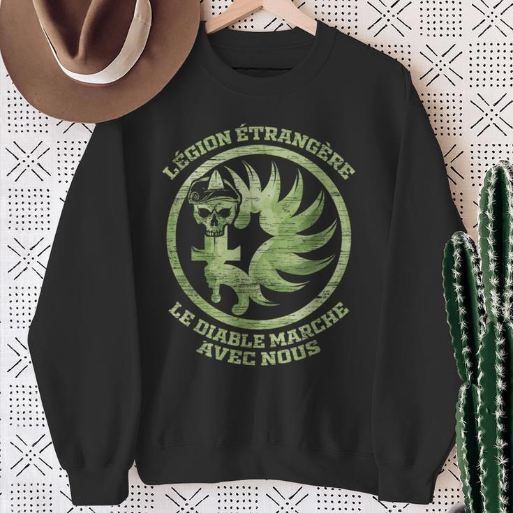 Le Diable Marche Avec Nous Legion Etrangere S Sweatshirt Geschenke für alte Frauen