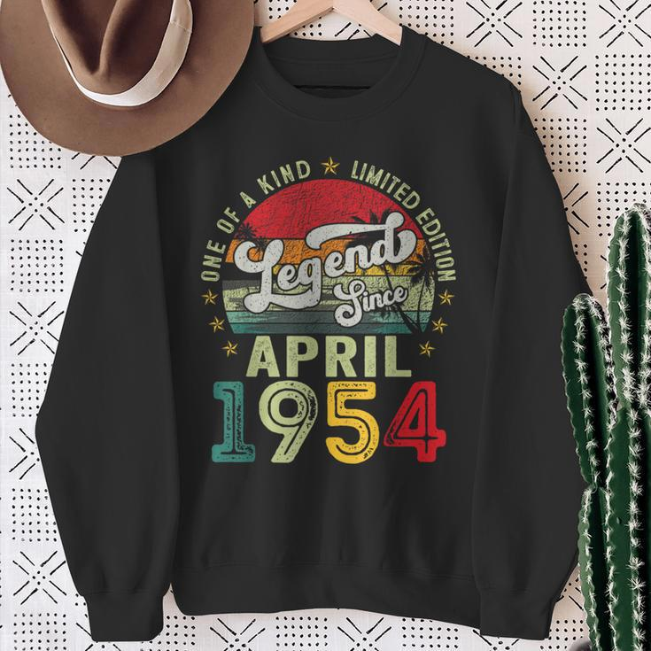 Legends Since April 1954 70 Year Old 70Th Birthday Men Sweatshirt Gifts for Old Women