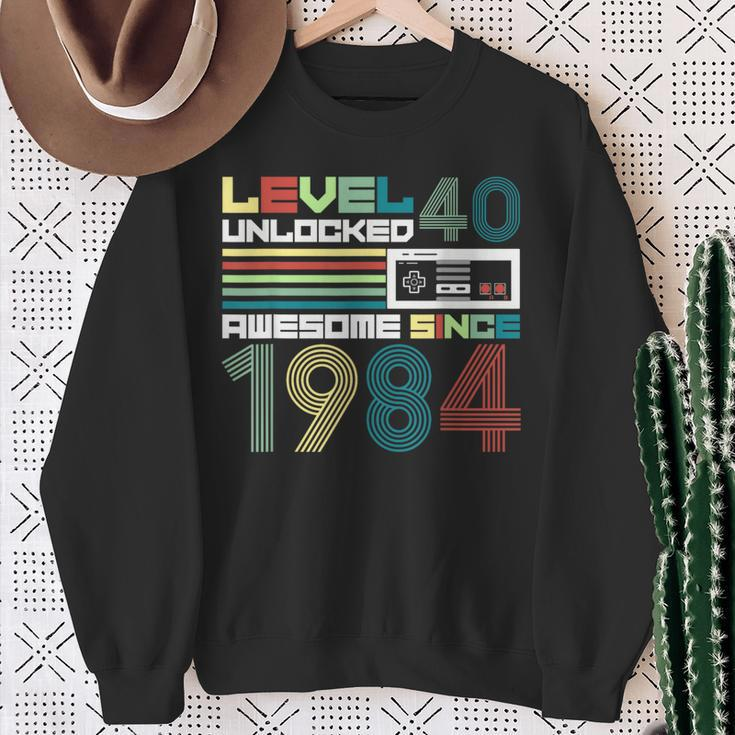 Level 40 Unlocked Since 1984 Video Gamer 40Th Birthday Sweatshirt Gifts for Old Women