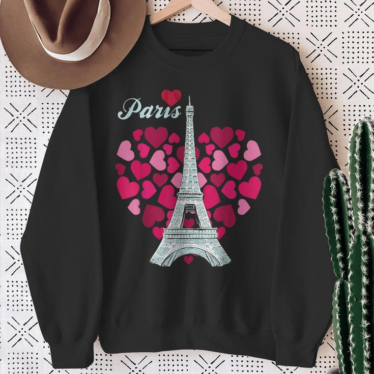 Love Paris Heart Eiffel Tower Souvenir France French Love Sweatshirt Gifts for Old Women
