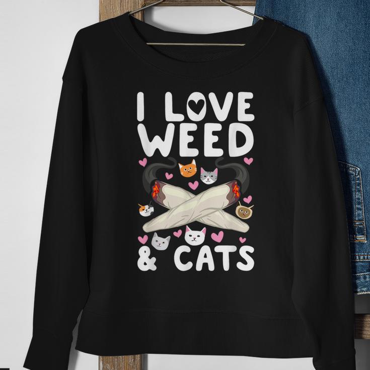 I Love Weed & Cats Cannabis Marijuana Pot Smoker Reefer Sweatshirt Gifts for Old Women