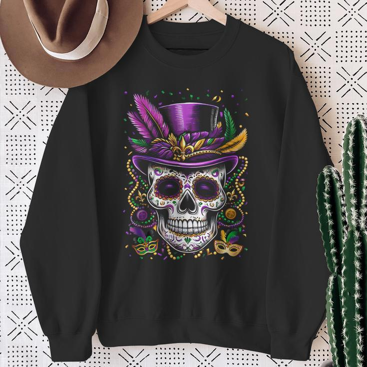 Mardi Gras Skull Top Hat Beads Mask New Orleans Louisiana Sweatshirt Gifts for Old Women