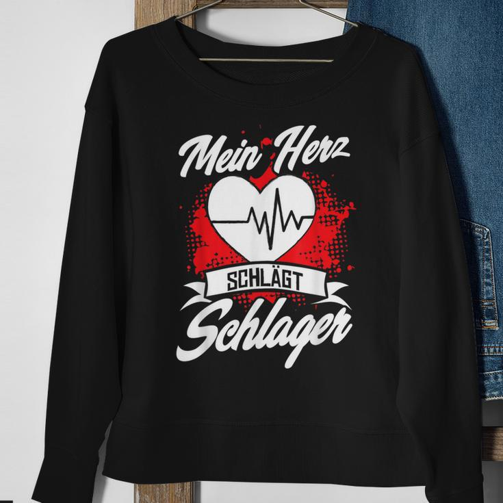 Mein Herz Schlägt Schlagermusik German Language Sweatshirt Geschenke für alte Frauen