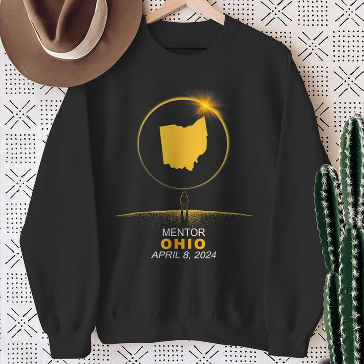 Mentor Ohio Total Solar Eclipse 2024 Sweatshirt Gifts for Old Women