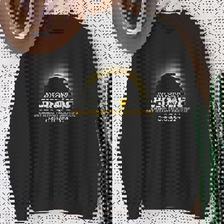 Montgomery Vermont Vt Total Solar Eclipse 2024 Sweatshirt Gifts for Old Women