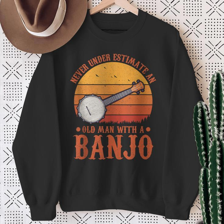 Musical Vintage Never Underestimate An Old Man With A Banjo Sweatshirt Gifts for Old Women