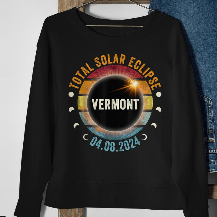 North America Total Solar Eclipse 2024 Vermont Usa Sweatshirt Gifts for Old Women
