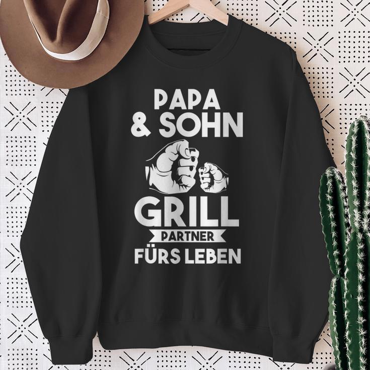 Papa Und Sohn Grillmeister Grilling Sweatshirt Geschenke für alte Frauen