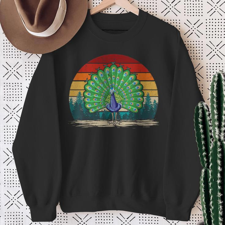 Peacock Bird Vintage Style Distressed Retro Peacock Sweatshirt Gifts for Old Women