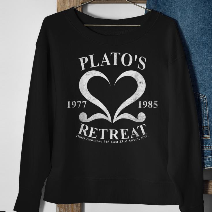 Plato Retreat Club Vintage Retro Nyc Sweatshirt Gifts for Old Women