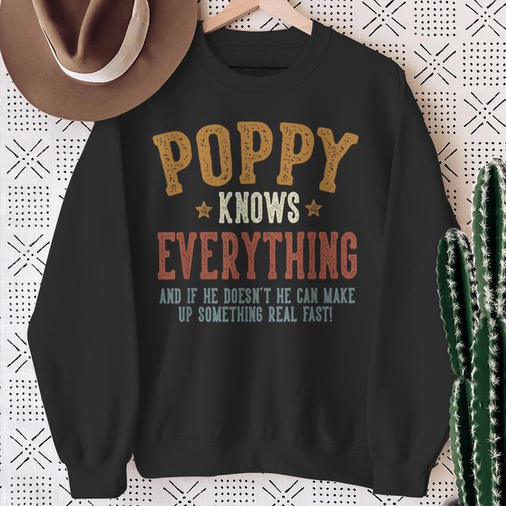 Poppy Knows Everything Humorous Father's Day Poppy Sweatshirt Gifts for Old Women