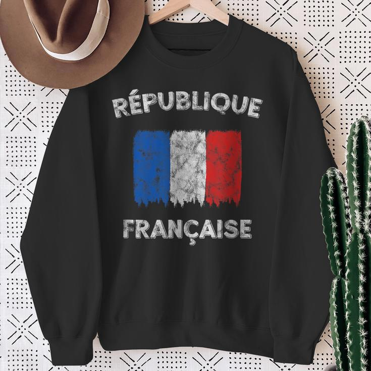 Republique Francaise Vintage French Flag Sweatshirt Gifts for Old Women