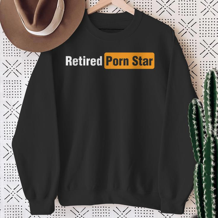 Retired Porn Star Online Pornography Adult Humor Men's Sweatshirt Gifts for Old Women