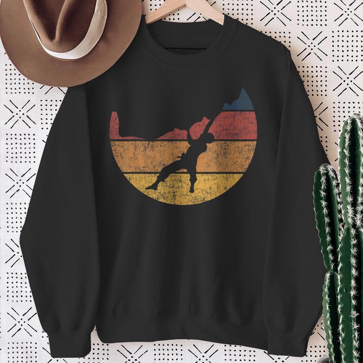 Retro Rock Climbing Vintage Climber Sweatshirt Gifts for Old Women