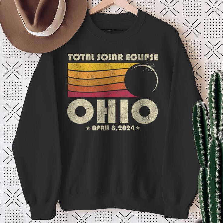 Retro Total Solar Eclipse 2024 Ohio Usa Totality Sweatshirt Gifts for Old Women